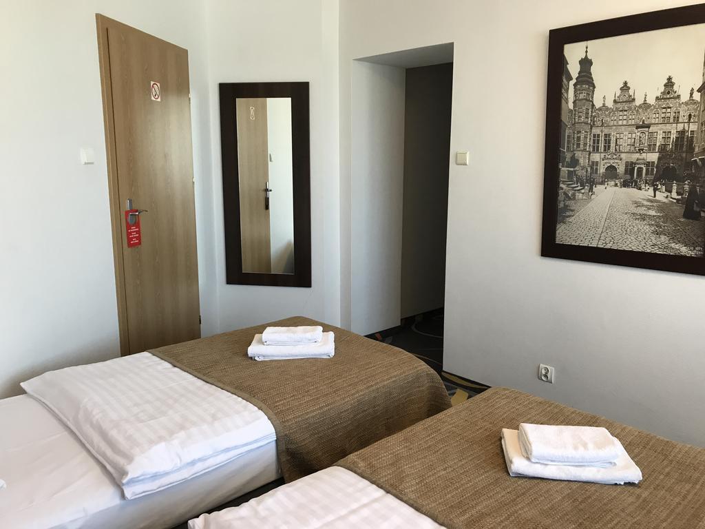 La Petite Apartments & Rooms Гданьск Экстерьер фото