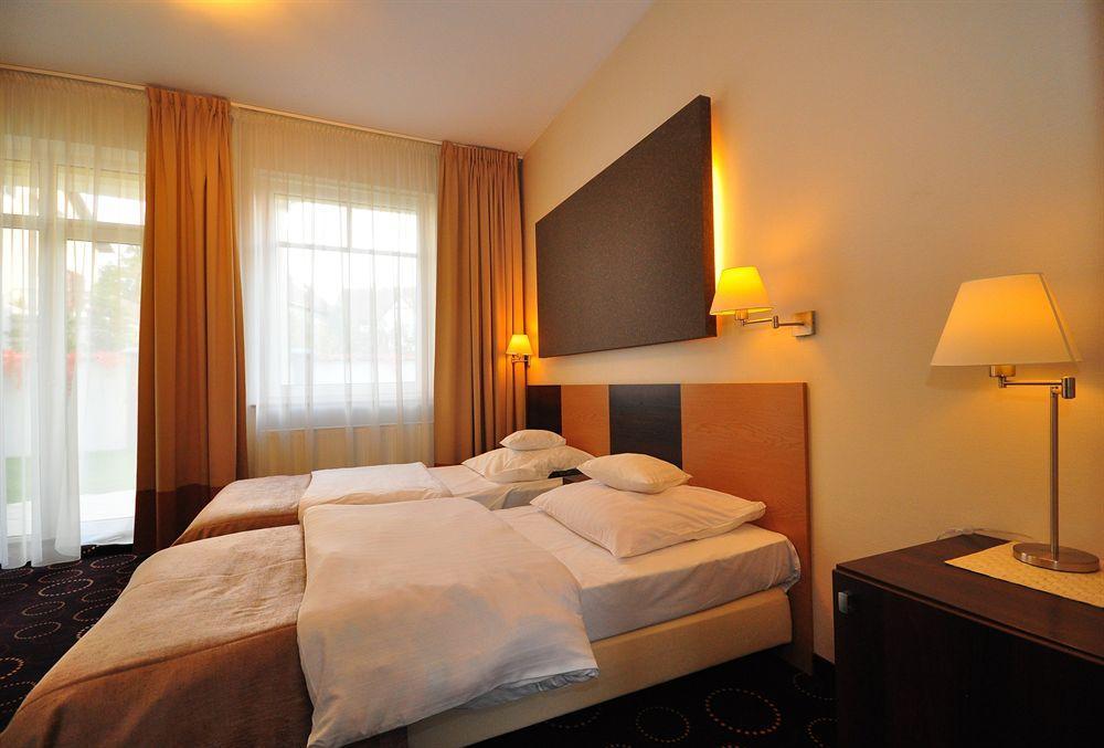 La Petite Apartments & Rooms Гданьск Экстерьер фото