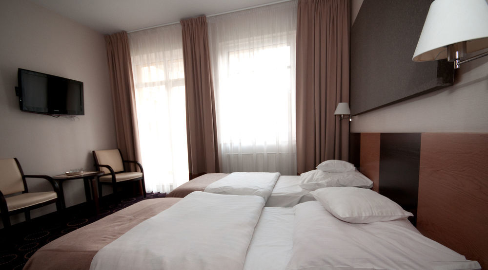 La Petite Apartments & Rooms Гданьск Экстерьер фото