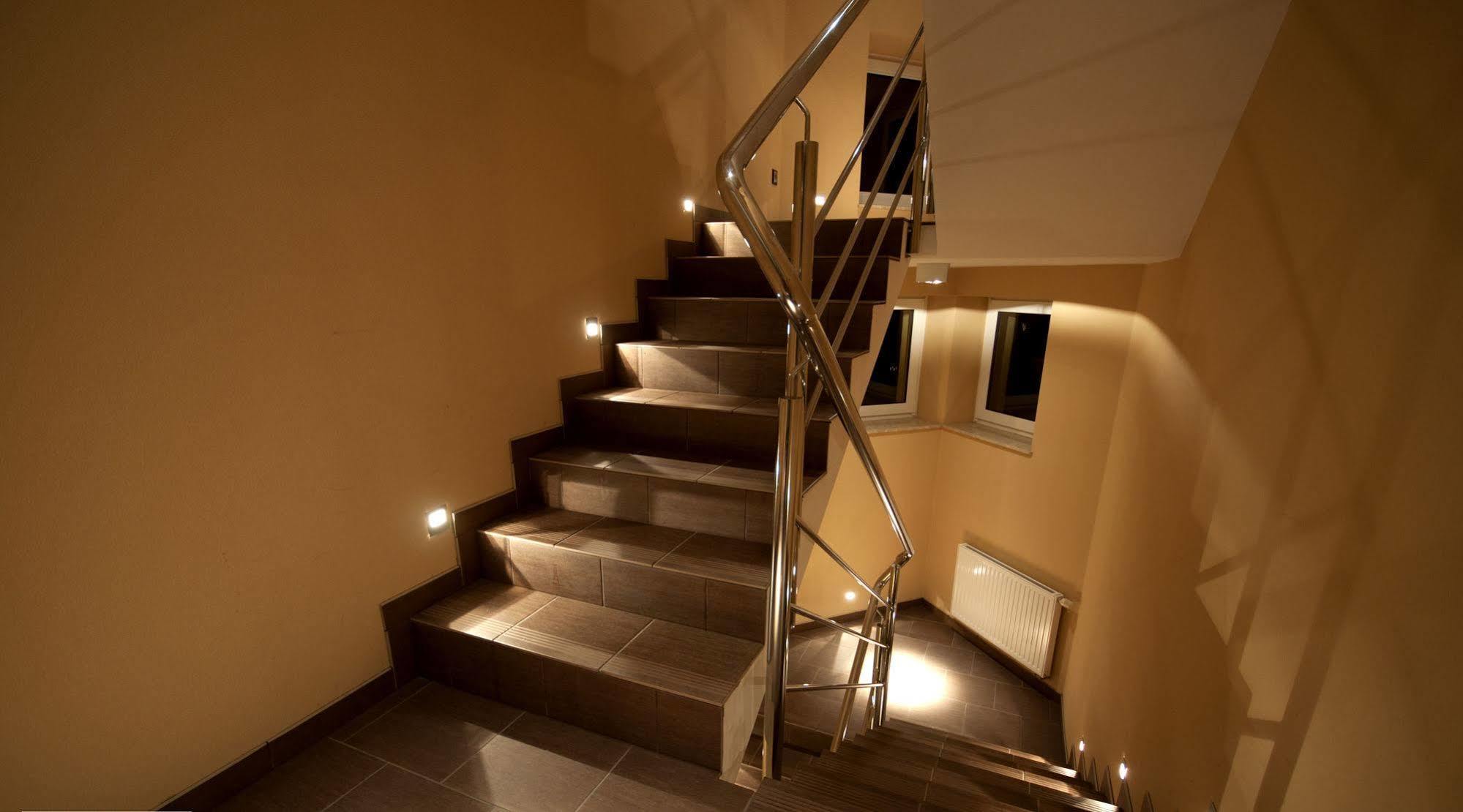 La Petite Apartments & Rooms Гданьск Экстерьер фото