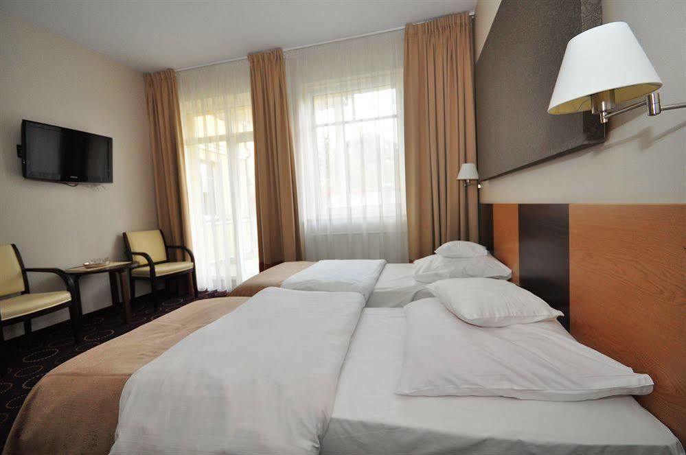 La Petite Apartments & Rooms Гданьск Экстерьер фото